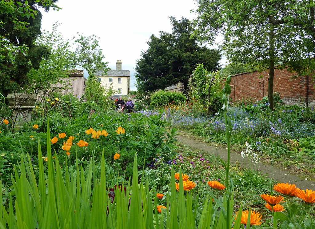 The Challis Garden filled with flowers at the 2014 Fete